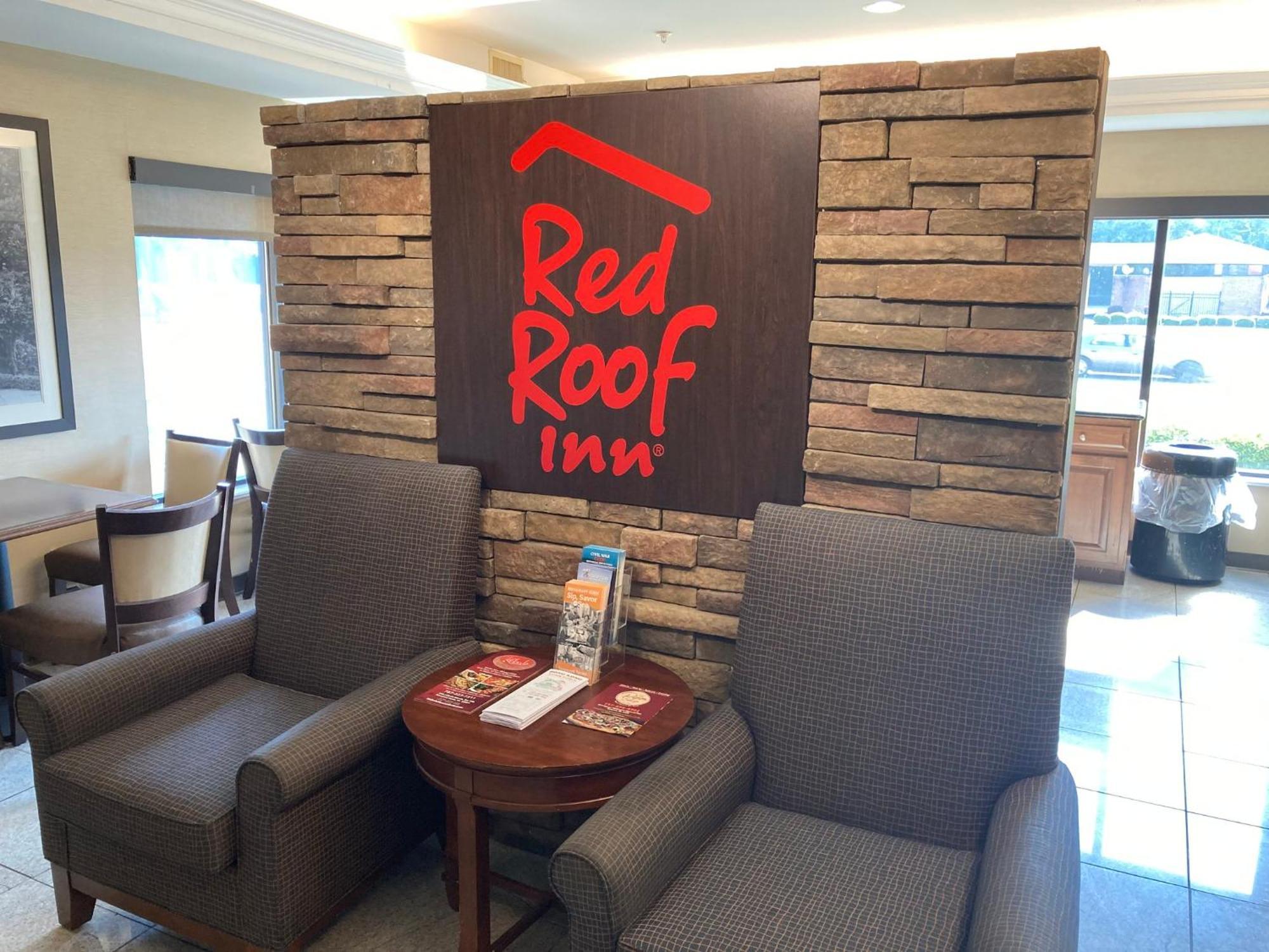 Red Roof Inn Newport News - Yorktown Exteriör bild